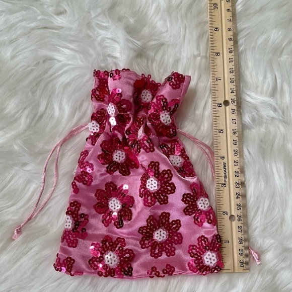 Pouch Pink Satin Sequin Drawstring Floral - Picture 5 of 9